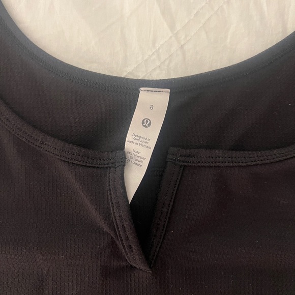 Lululemon Cropped Mini V Tank - Picture 2 of 3